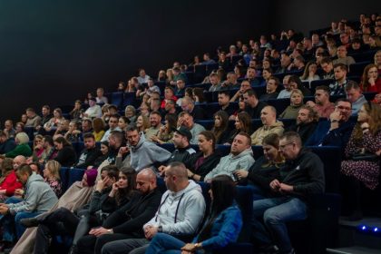 Błażej Krajewski podczas występu „Human”